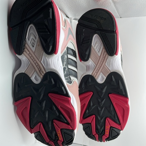 Adidas Falcon 2000 pink, black, white running 🏃‍♀️ sneakers - Picture 8 of 8